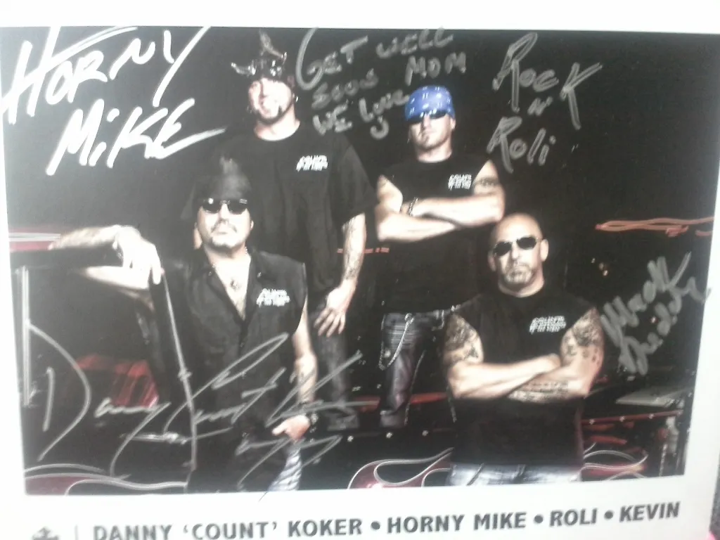 counts-kustoms-crew.webp
